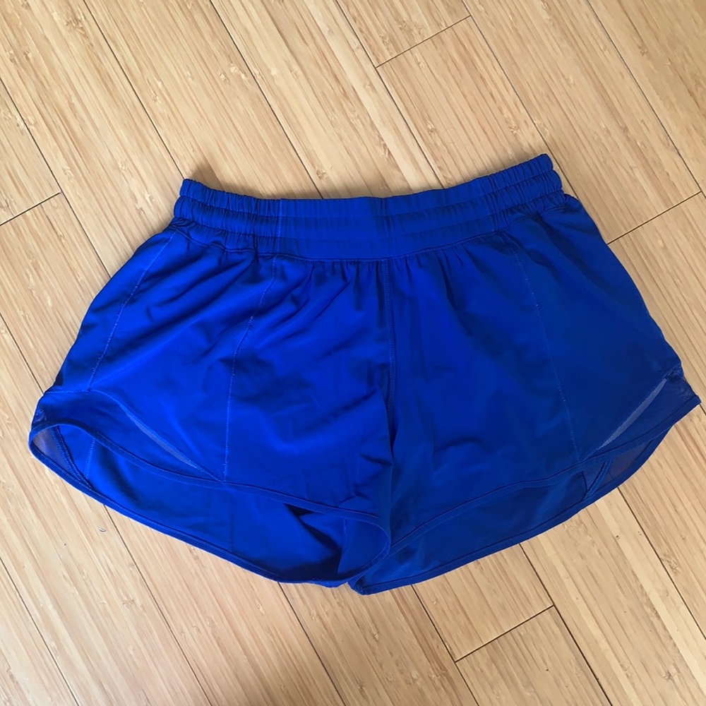 Lululemon shorty Hot shorts